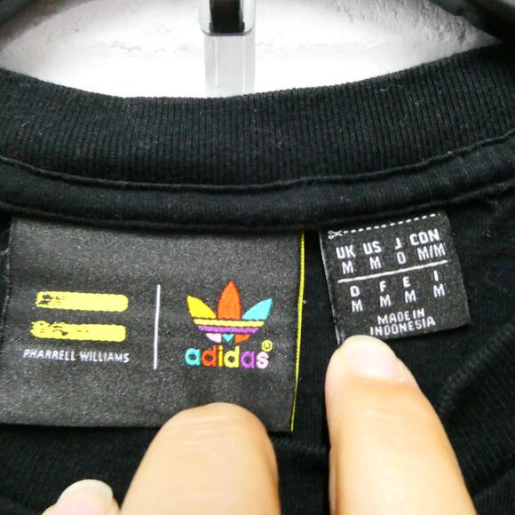 Adidas X Pharrell Williams Men's‎ Medium Black Graphic T-Shirt Top - Picture 6 of 6